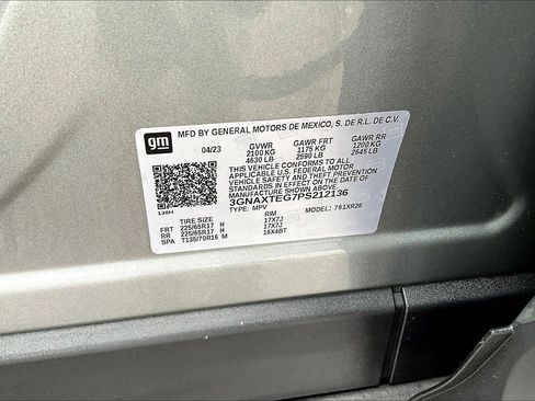 Used 2023 Chevrolet Equinox LT w/ Driver Convenience Package image 18