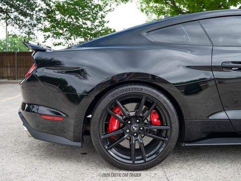 Used 2022 Ford Mustang Shelby GT500 w/ Technology Package RWD image 10