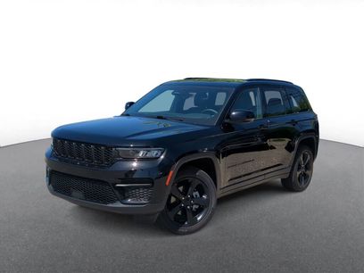 Used 2023 Jeep Grand Cherokee Altitude