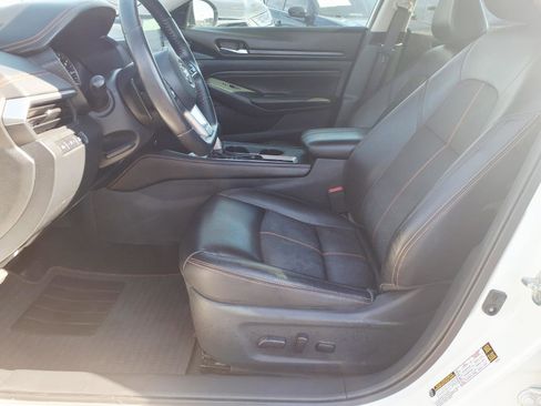 Used 2019 Nissan Altima 2.5 SR w/ SR Premium Package image 22