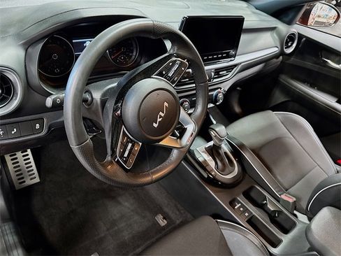 Used 2023 Kia Forte GT-Line w/ GT-Line Technology Package image 16