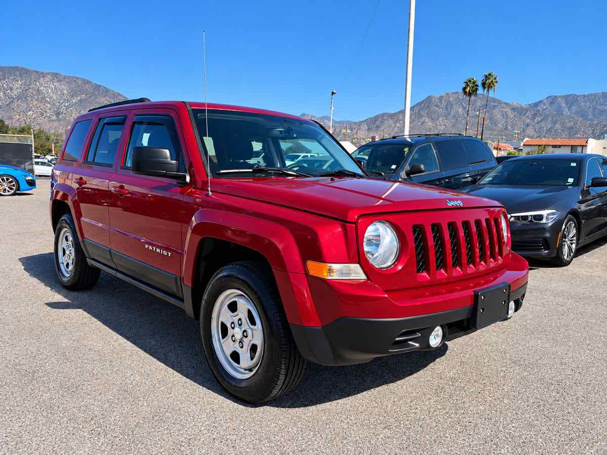Used 2016 Jeep Patriot Sport w/ Power Value Group AWD/4WD image 1