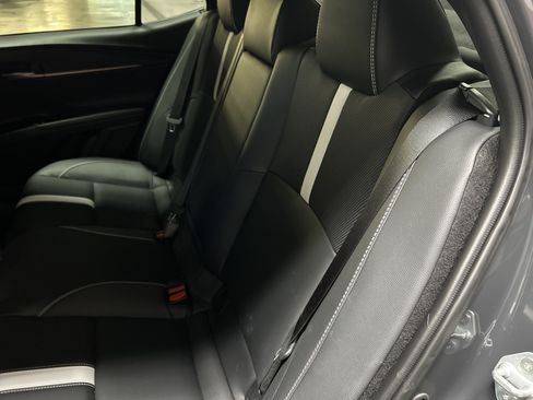Used 2025 Toyota Camry SE w/ Convenience Package FWD image 8