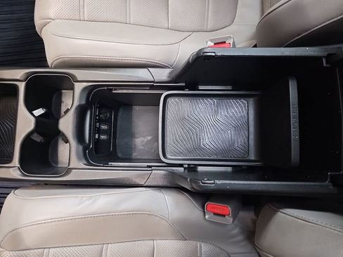 Used 2017 Honda CR-V EX-L image 26