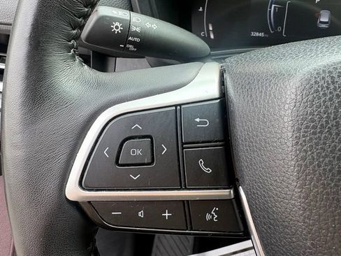 Used 2025 Toyota Grand Highlander AWD image 23