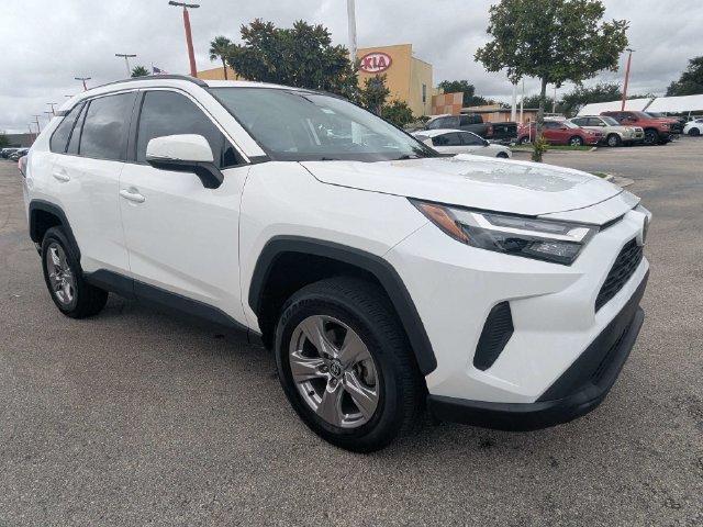 Used 2023 Toyota RAV4 XLE w/ Convenience Package FWD image 8