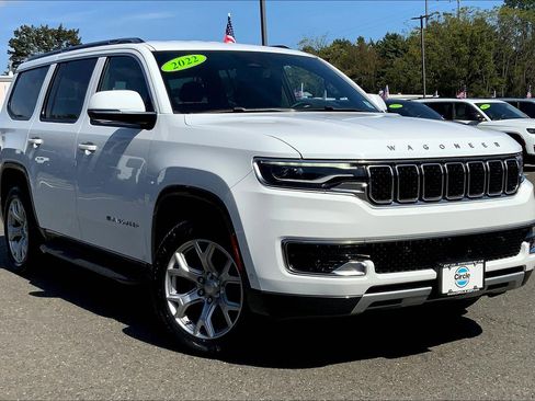 Used 2022 Jeep Wagoneer Series II image 2
