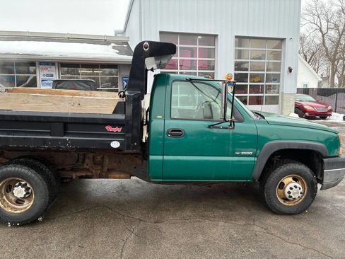 Used 2004 Chevrolet Silverado 3500 4x4 Regular Cab w/ Snow Plow Prep Package image 7