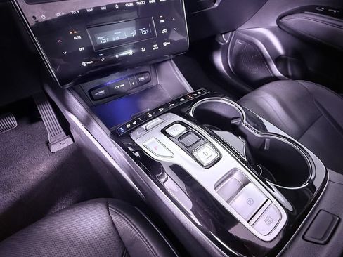 Used 2023 Hyundai Tucson Limited AWD/4WD image 18
