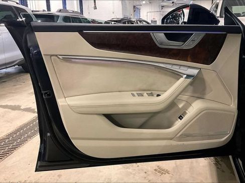Used 2023 Audi A7 Prestige w/ Luxury Package AWD/4WD image 23
