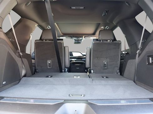 Certified 2023 Cadillac Escalade Premium Luxury image 20