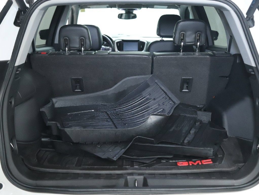 Used 2020 GMC Terrain SLT w/ Preferred Package AWD/4WD image 33