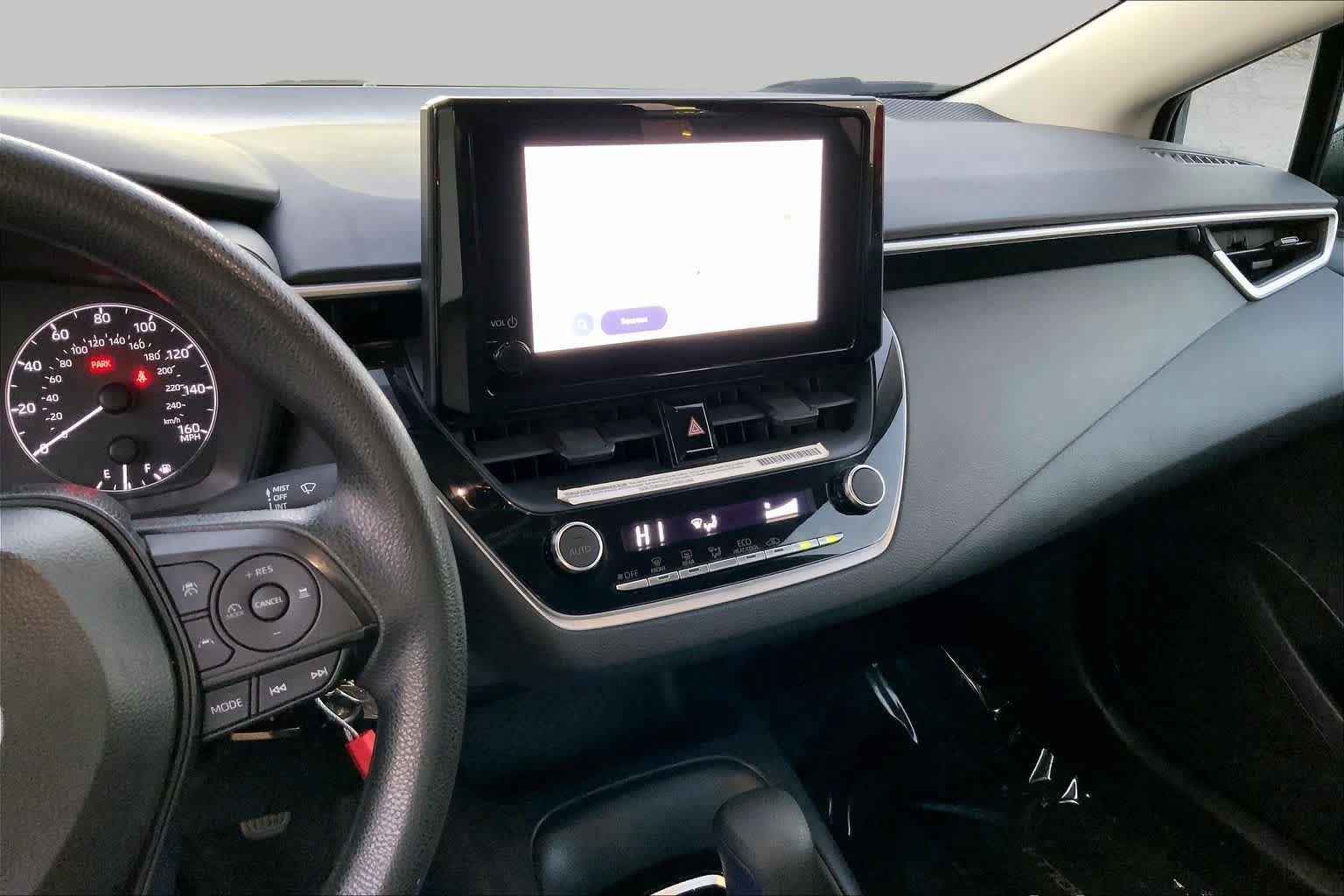 Used 2024 Toyota Corolla LE FWD image 6