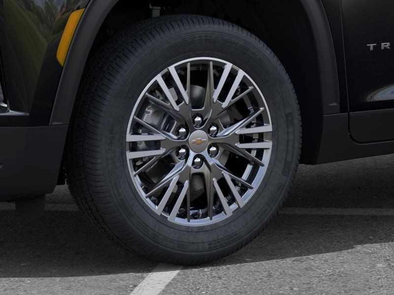 New 2027 Chevrolet Traverse LT w/ Driver Confidence Package FWD image 9