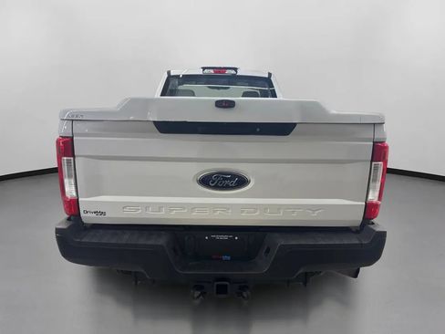 Used 2018 Ford F250 XL w/ Snow Plow Prep Package AWD/4WD image 8