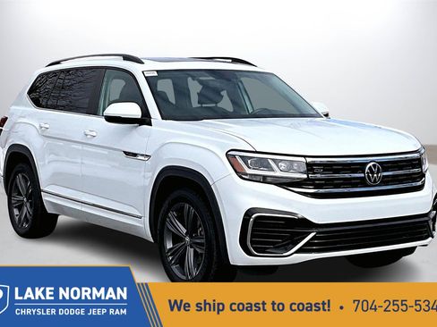 Used 2021 Volkswagen Atlas SE image 1