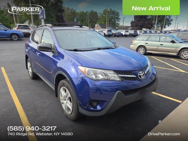 Used 2015 Toyota RAV4 LE AWD/4WD image 1