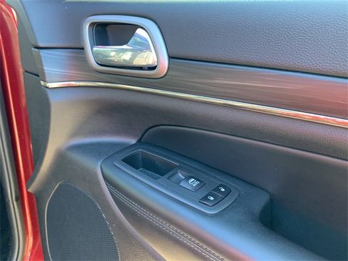 Certified 2021 Jeep Grand Cherokee Limited X image 39