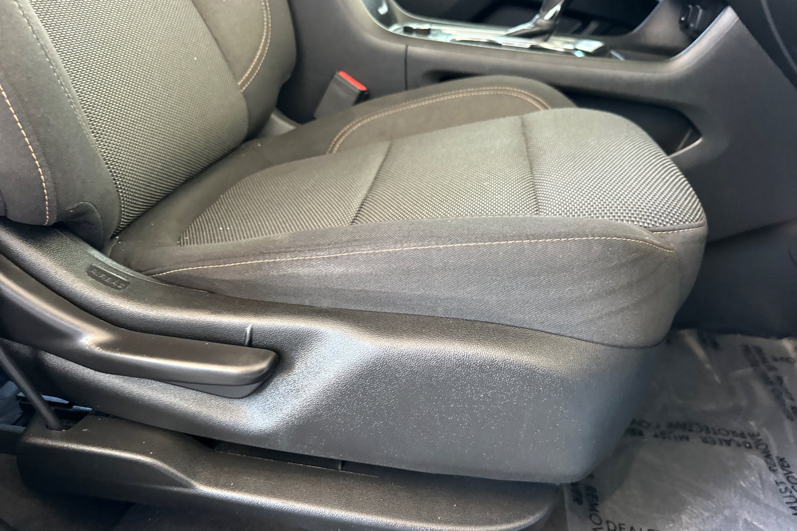 Used 2020 Chevrolet Traverse LS FWD image 24
