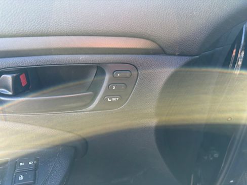 Used 2025 Honda Passport TrailSport image 12