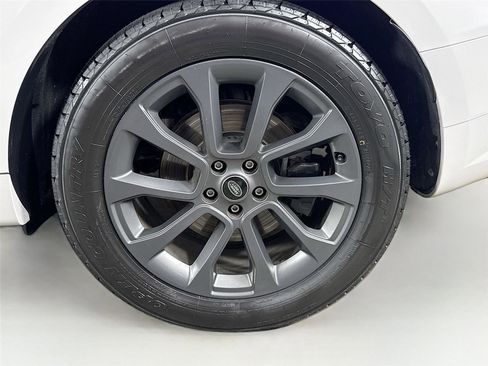 Used 2024 Land Rover Range Rover Sport Dynamic SE AWD/4WD image 31