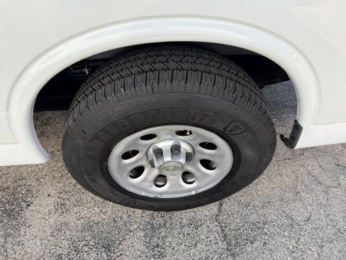 Used 2012 Chevrolet Express 1500 LS w/ Power Package image 6