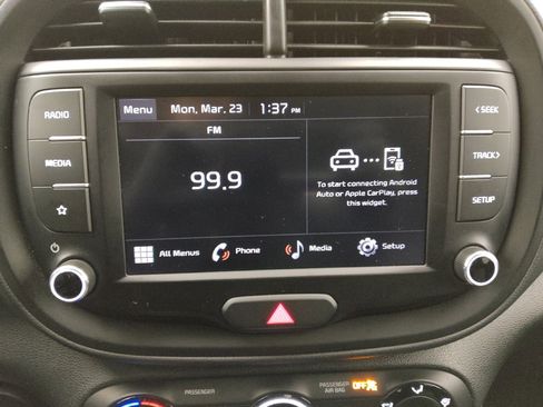 Used 2025 Kia Soul LX image 25