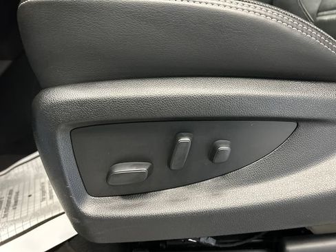 Used 2018 GMC Sierra 1500 Denali w/ Denali Ultimate Package AWD/4WD image 11