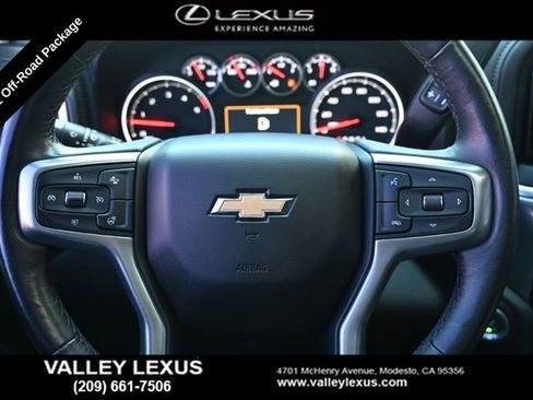 Used 2022 Chevrolet Silverado 2500 LTZ w/ LTZ Plus Package image 11