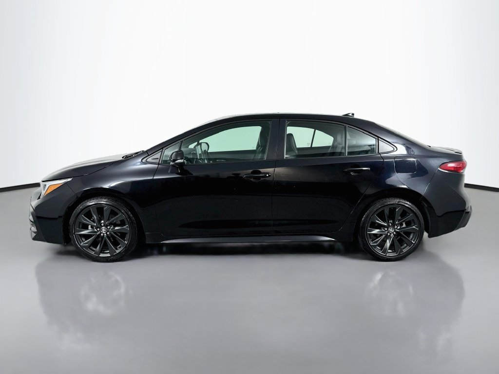 Used 2024 Toyota Corolla XSE FWD image 10