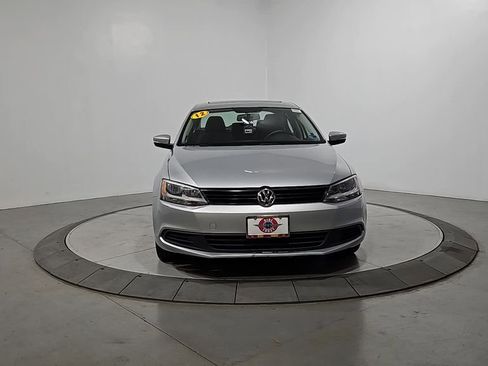 Used 2012 Volkswagen Jetta TDI FWD image 8