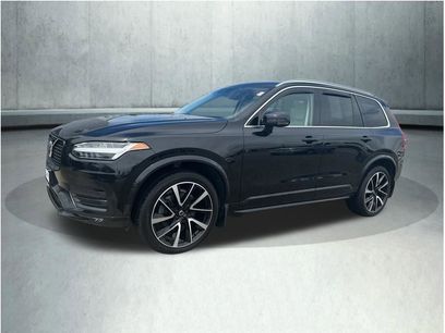 Used 2021 Volvo XC90 T6 Momentum w/ Climate Package
