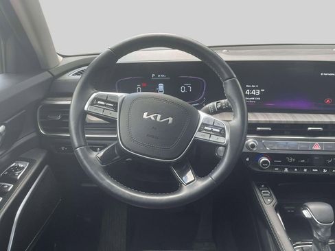 Used 2024 Kia Telluride EX AWD/4WD image 14