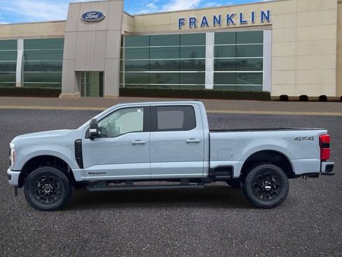 New 2026 Ford F250 Lariat w/ Black Appearance Package AWD/4WD image 4