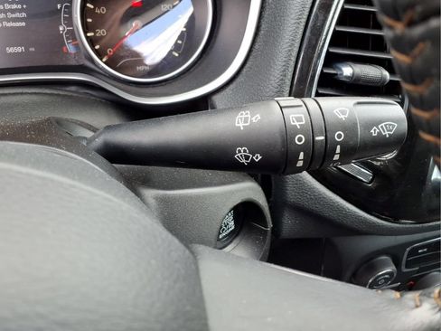 Used 2018 Jeep Compass Latitude w/ Popular Equipment Group AWD/4WD image 22