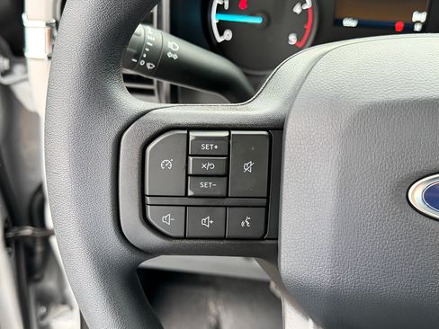 New 2025 Ford F350 XL w/ 360-Degree Camera Package RWD image 15