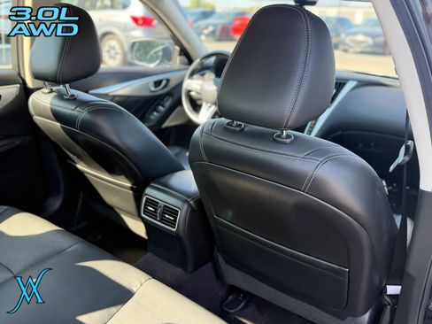 Used 2021 INFINITI Q50 Luxe w/ Seat & Sound Package AWD/4WD image 19