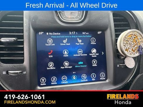 Used 2017 Chrysler 300 S w/ 300S Premium Group AWD/4WD image 24