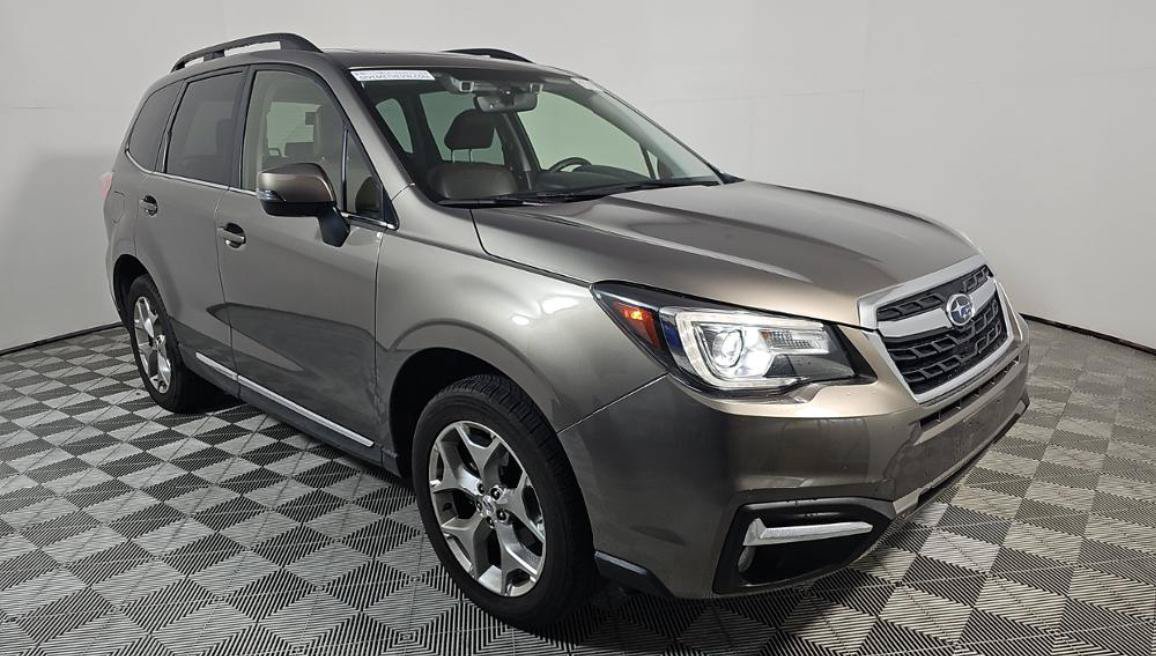 Used 2018 Subaru Forester 2.5i Touring AWD/4WD image 2