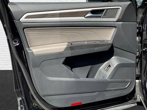 Used 2022 Volkswagen Atlas SE FWD image 11