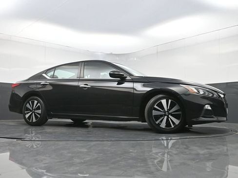 Used 2021 Nissan Altima 2.5 SV FWD image 31