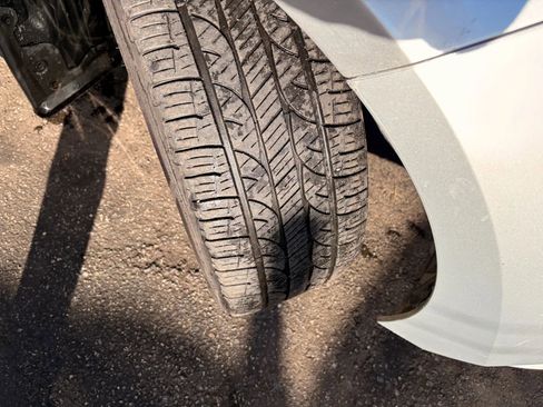 Used 2024 Toyota Corolla LE image 83