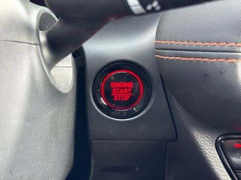 Used 2025 Honda HR-V Sport image 11