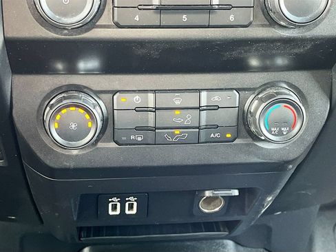 Used 2019 Ford F150 XL w/ Equipment Group 101A Mid AWD/4WD image 15