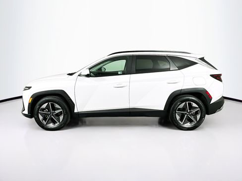 Used 2025 Hyundai Tucson SEL FWD image 4