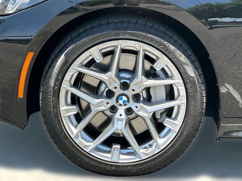 Used 2025 BMW 330i Sedan RWD image 11