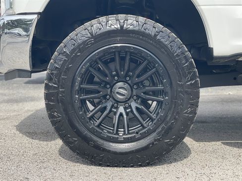 Used 2017 Ford F350 XL w/ Power Equipment Group AWD/4WD image 40