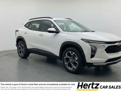 Used 2025 Chevrolet Trax LT