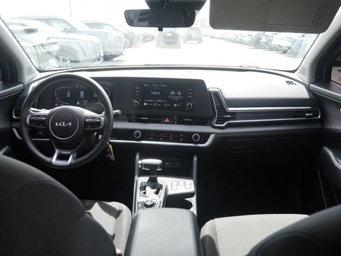 Used 2024 Kia Sportage LX FWD image 20