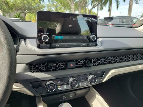 Used 2025 Honda Accord LX image 22